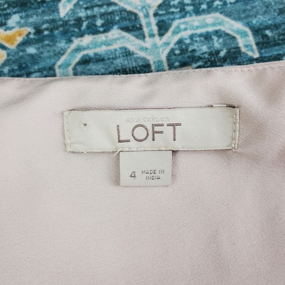 LOFT Pink Floral Ruffle Skirt 4 - Picture 5 of 6